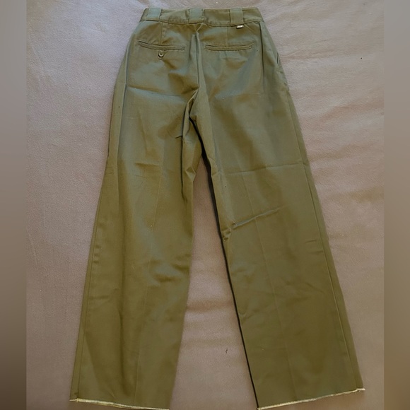 Aritzia TNA Skater Pant - Picture 3 of 8